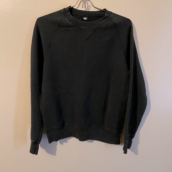 Brandy Melville Tops - Brandy Melville Basic Black Crewneck Sweatshirt
